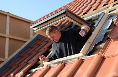 Pose de fenêtres de toit Velux à Montboissier